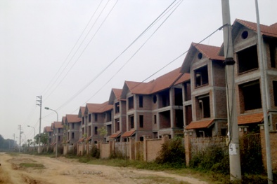 Biệt thự xuống giá vẫn lo ế trong năm Giáp Ngọ